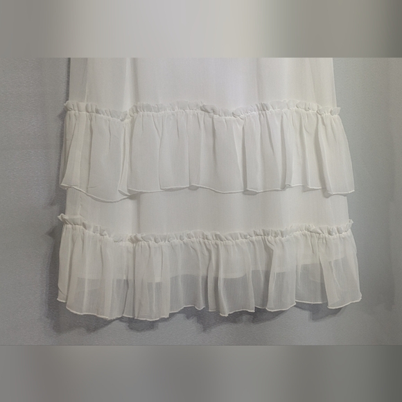 MaxSport White Sleeveless Dress with Floral Embroidery. NWOT Size 8. - Picture 4 of 10